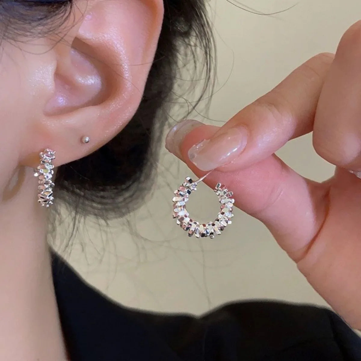 2026 New Fashion Trend Unique Design Elegant Exquisite Irregular C Shape Earrings Female Jewelry Party Premium Gift Wholesale
